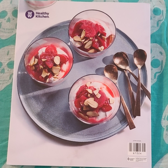 New!- WW Recipe book - Picture 3 of 9